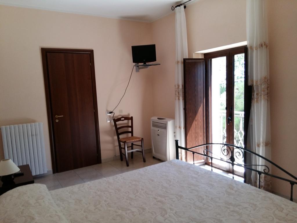 La Mortella Agriturismo Rotondella Room photo